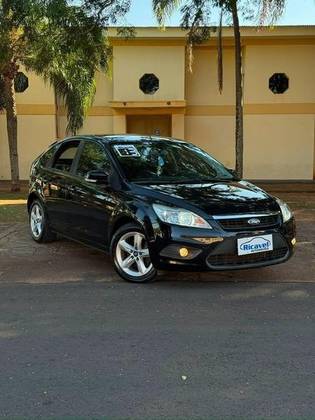 FORD FOCUS 1.6 GL 16V FLEX 4P MANUAL FORD FOCUS 1.6 GL 16V FLEX 4P MANUAL